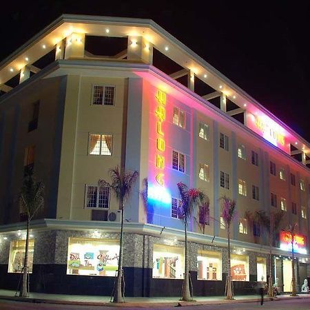 Ha Long Hotel Чау Док Екстериор снимка